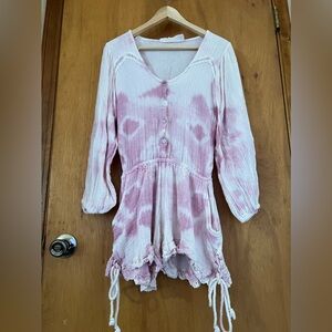 Cute beachy romper WITH POCKETS